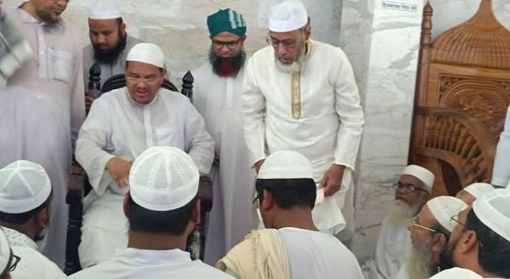 কলাপাড়ায় বিএনপি ছেড়ে চরমোনাই পীরের দলে যোগ দিলেন সাবেক এমপি