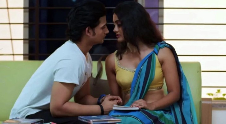 বিশ্বের সবচেয়ে সাহসী ওয়েব সিরিজ এটি, ভুলেও কারও সামনে দেখবেন না