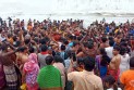 অক্ষয় তৃতীয়ায় কুয়াকাটায় সনাতন ধর্মাবলম্বীদের সমুদ্র স্নান