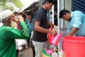 কলাপাড়ায় তৃষ্ণার্ত মানুষের মাঝে সরবত বিতরন