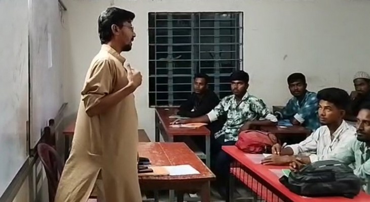 কুয়াকাটা সৈকতে ফটোগ্রাফারদের প্রশিক্ষণ কর্মশাল 