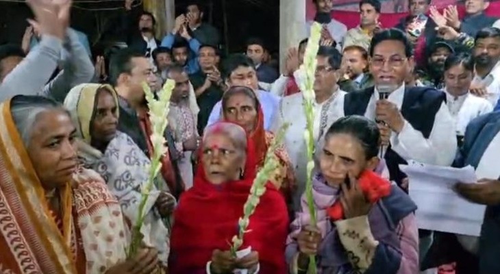 বরগুনার বেতাগীতে হিন্দু ধর্মাবলম্বীদের বিএনপিতে যোগদান